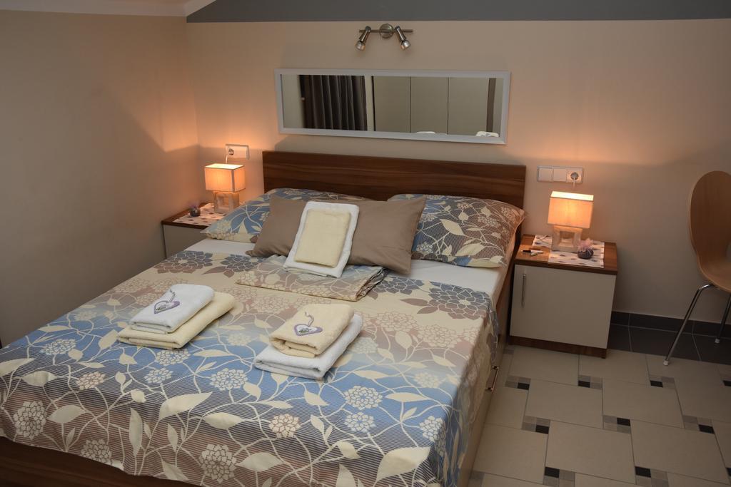 Apartments Lavendula Водице Экстерьер фото